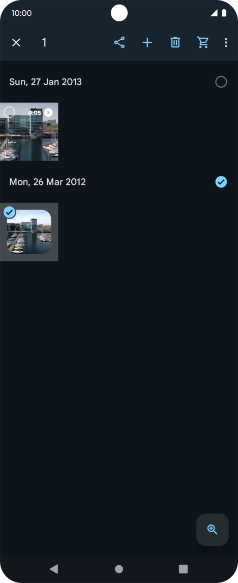 Press the required pictures or video clips. Press the required pictures or video clips.