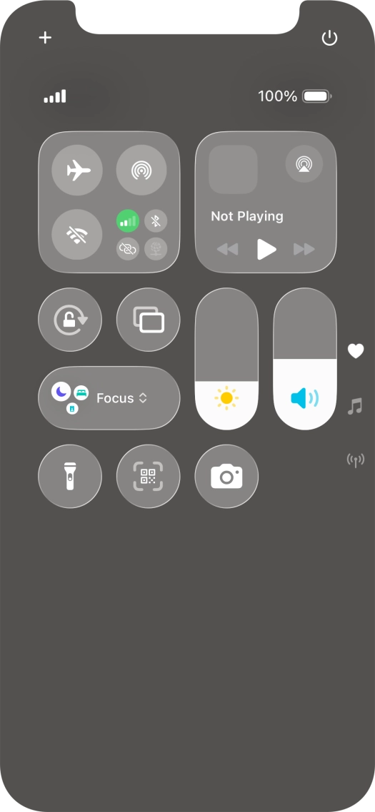 Press the flight mode icon to turn the function on or off. Press the flight mode icon to turn the function on or off.