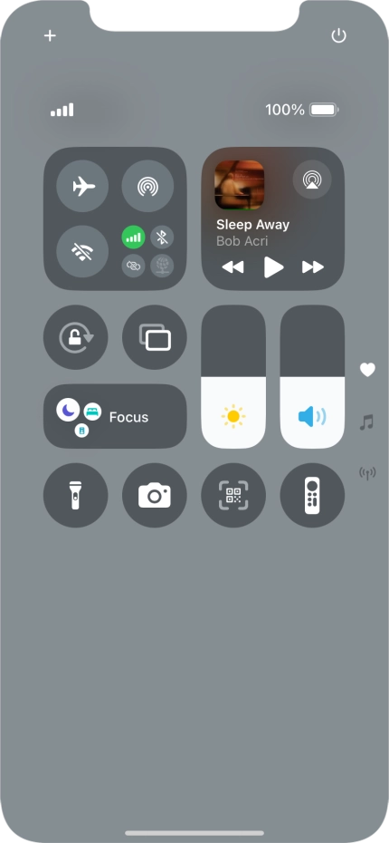 Press the flight mode icon to turn the function on or off. Press the flight mode icon to turn the function on or off.