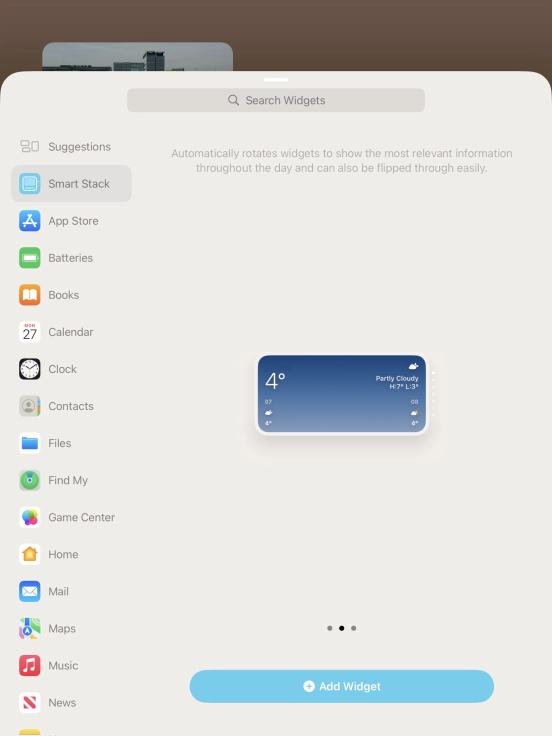 Slide your finger right or left on the screen to select the required widget size. Slide your finger right or left on the screen to select the required widget size.