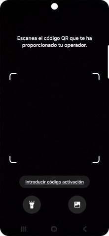 Coloca el código QR dentro del marco de la cámara del teléfono para escanearlo. Coloca el código QR dentro del marco de la cámara del teléfono para escanearlo.