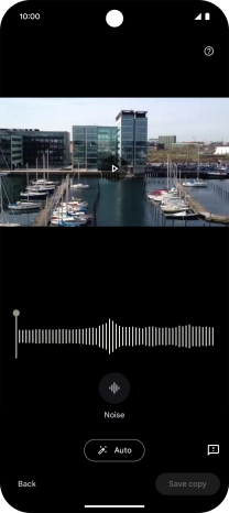 Press Auto to automatically enhance the sound in the video. Press Auto to automatically enhance the sound in the video.