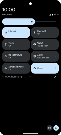 Press the flight mode icon to turn the function on or off. Press the flight mode icon to turn the function on or off.