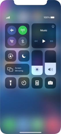 Press the flight mode icon to turn the function on or off. Press the flight mode icon to turn the function on or off.
