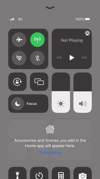 Press the flight mode icon to turn the function on or off. Press the flight mode icon to turn the function on or off.