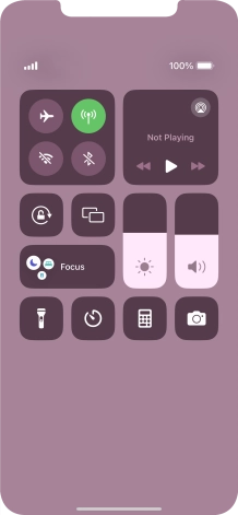 Press the flight mode icon to turn the function on or off. Press the flight mode icon to turn the function on or off.