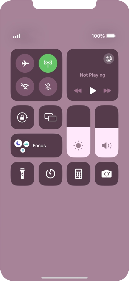 Press the flight mode icon to turn the function on or off. Press the flight mode icon to turn the function on or off.