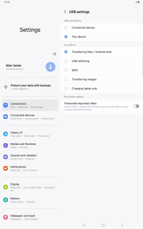 Press Transferring files / Android Auto. Press Transferring files / Android Auto.