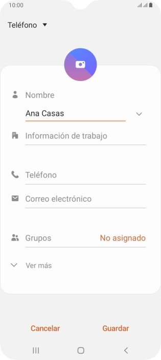 Pulsa Teléfono e introduce el número de teléfono deseado. Pulsa Teléfono e introduce el número de teléfono deseado.