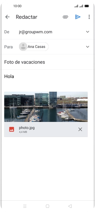 Pulsa el icono de envío cuando termines de escribir el correo electrónico. Pulsa el icono de envío cuando termines de escribir el correo electrónico.