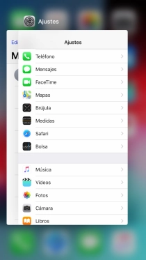 Arrastra la aplicación deseada hacia arriba para cerrarla. Arrastra la aplicación deseada hacia arriba para cerrarla.