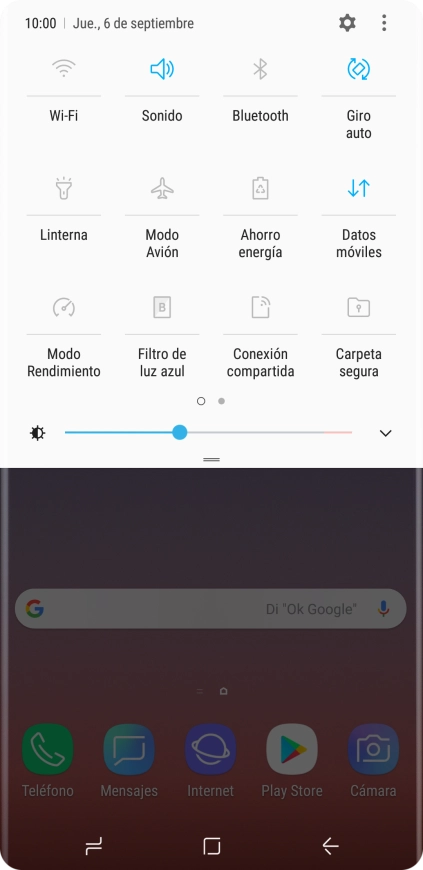 Pulsa el icono de datos móviles para activar o desactivar la función. Pulsa el icono de datos móviles para activar o desactivar la función.