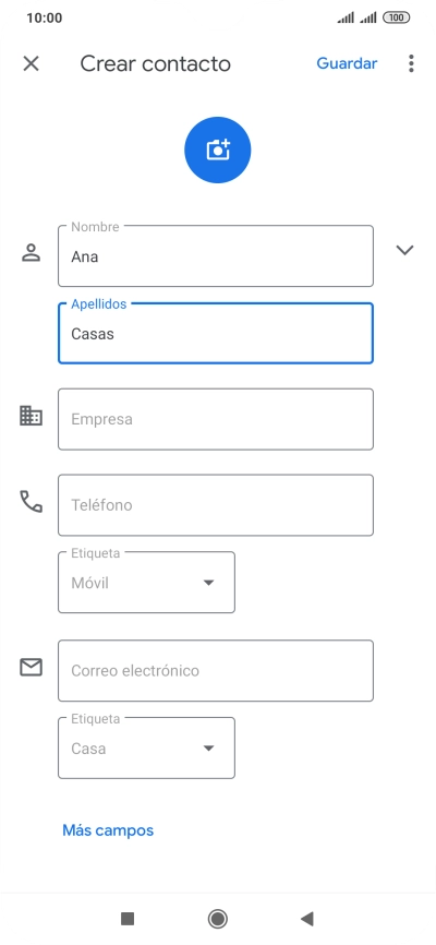 Pulsa Teléfono e introduce el número de teléfono deseado. Pulsa Teléfono e introduce el número de teléfono deseado.