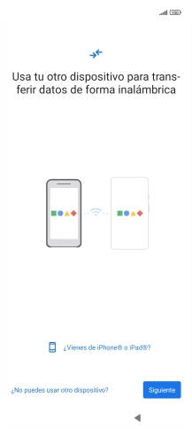 Sigue las indicaciones de la pantalla para transferir contenido desde otro teléfono. Sigue las indicaciones de la pantalla para transferir contenido desde otro teléfono.