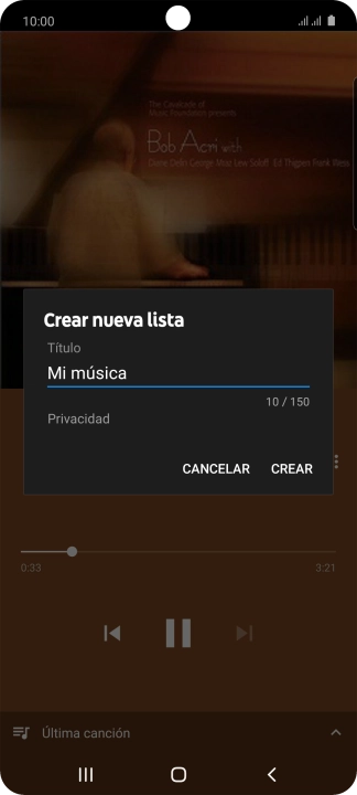 Introduce el nombre deseado de la lista de reproducción y pulsa CREAR. Introduce el nombre deseado de la lista de reproducción y pulsa CREAR.