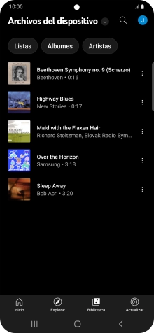 Pulsa el archivo de música deseado. Pulsa el archivo de música deseado.