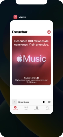 Arrastra hacia arriba la aplicación deseada para cerrarla. Arrastra hacia arriba la aplicación deseada para cerrarla.