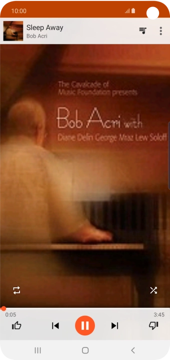 Pulsa la flecha hacia la derecha para ir al archivo de música siguiente. Pulsa la flecha hacia la derecha para ir al archivo de música siguiente.