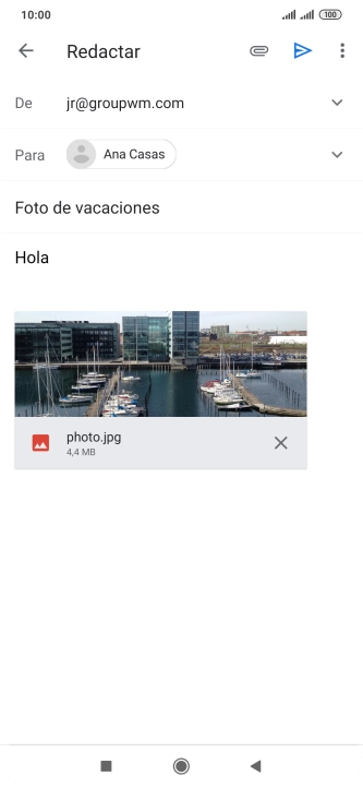 Pulsa el icono de envío cuando termines de escribir el correo electrónico. Pulsa el icono de envío cuando termines de escribir el correo electrónico.