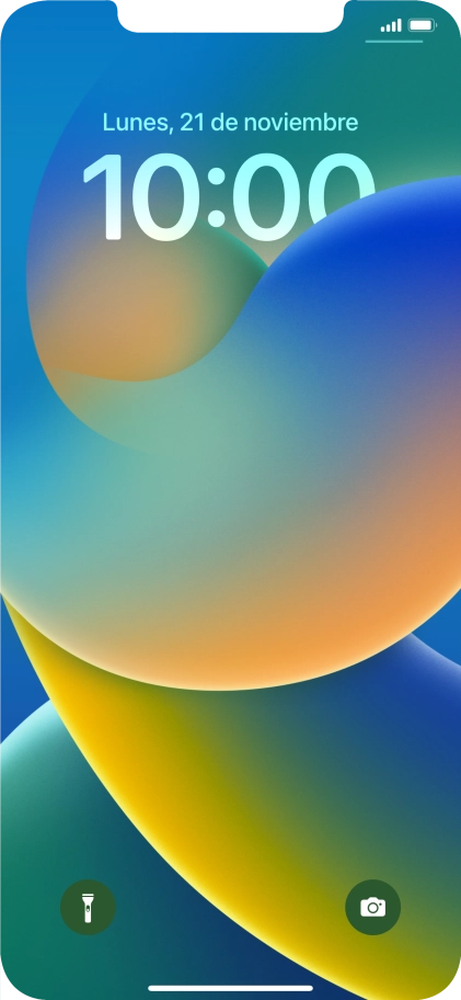 Pulsa en un lugar cualquiera de la pantalla de bloqueo y mantén la pulsación unos instantes. Pulsa en un lugar cualquiera de la pantalla de bloqueo y mantén la pulsación unos instantes.