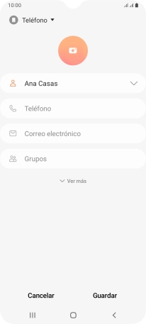 Pulsa Teléfono e introduce el número de teléfono deseado. Pulsa Teléfono e introduce el número de teléfono deseado.