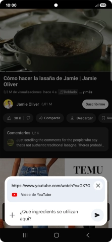 Sigue las indicaciones de la pantalla para escribir o decir en alto la pregunta que quieres hacer del vídeo. Sigue las indicaciones de la pantalla para escribir o decir en alto la pregunta que quieres hacer del vídeo.
