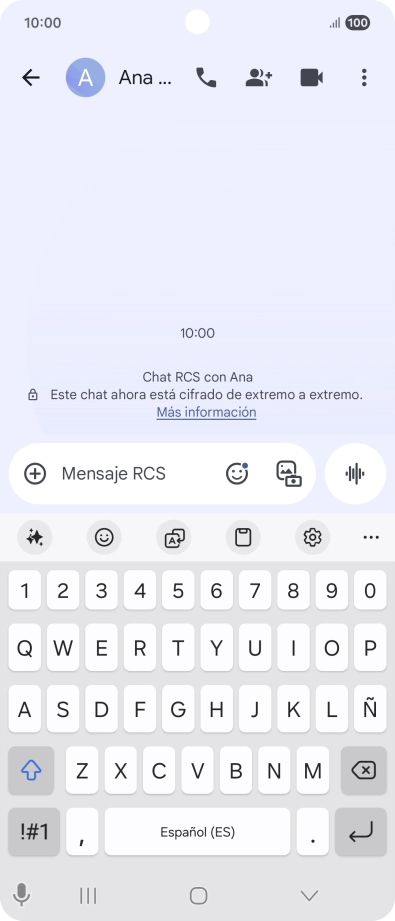 Selecciona una conversación o crea un nuevo mensaje y pulsa el icono de IA. Selecciona una conversación o crea un nuevo mensaje y pulsa el icono de IA.