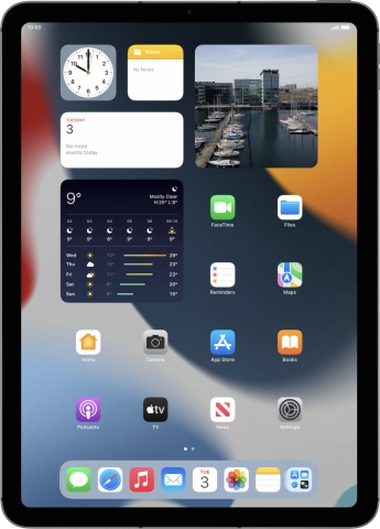 Apple iPad Air (2022) Apple iPad Air (2022)