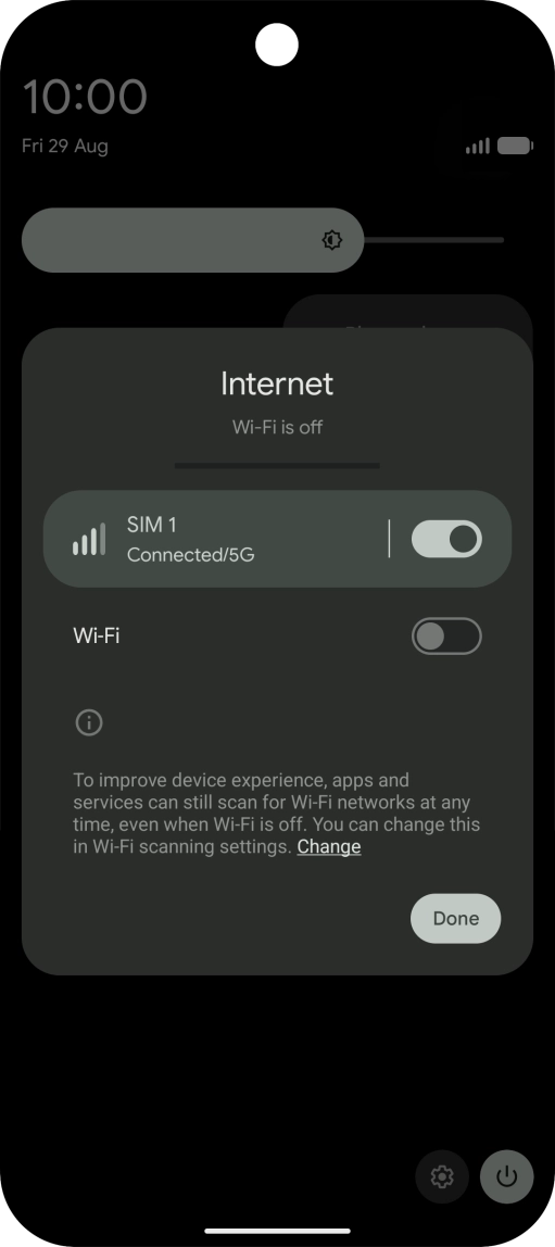 Press the indicator next to the mobile data icon to turn the function on or off.