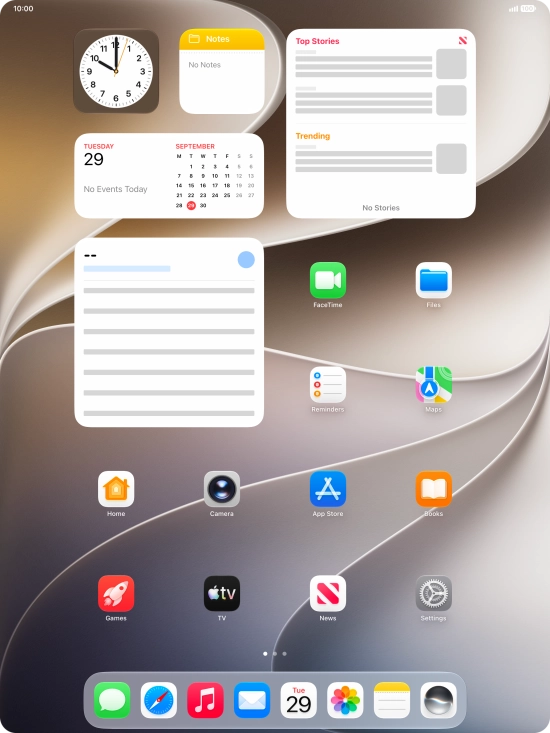 Slide your finger slowly upwards starting from the bottom of the screen until the list of running applications is displayed. Slide your finger slowly upwards starting from the bottom of the screen until the list of running applications is displayed.