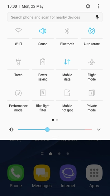 Press Flight mode to turn the function on or off.