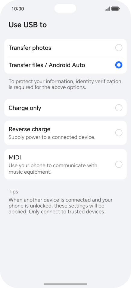 Press Transfer files / Android Auto.