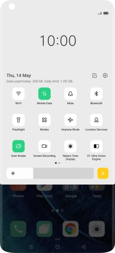 Press Mobile Data to turn the function on or off.