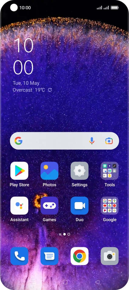 Slide two fingers downwards starting from the top of the screen.