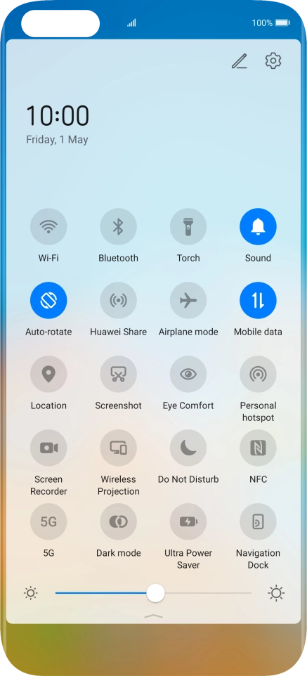Press Mobile data to turn the function on or off.