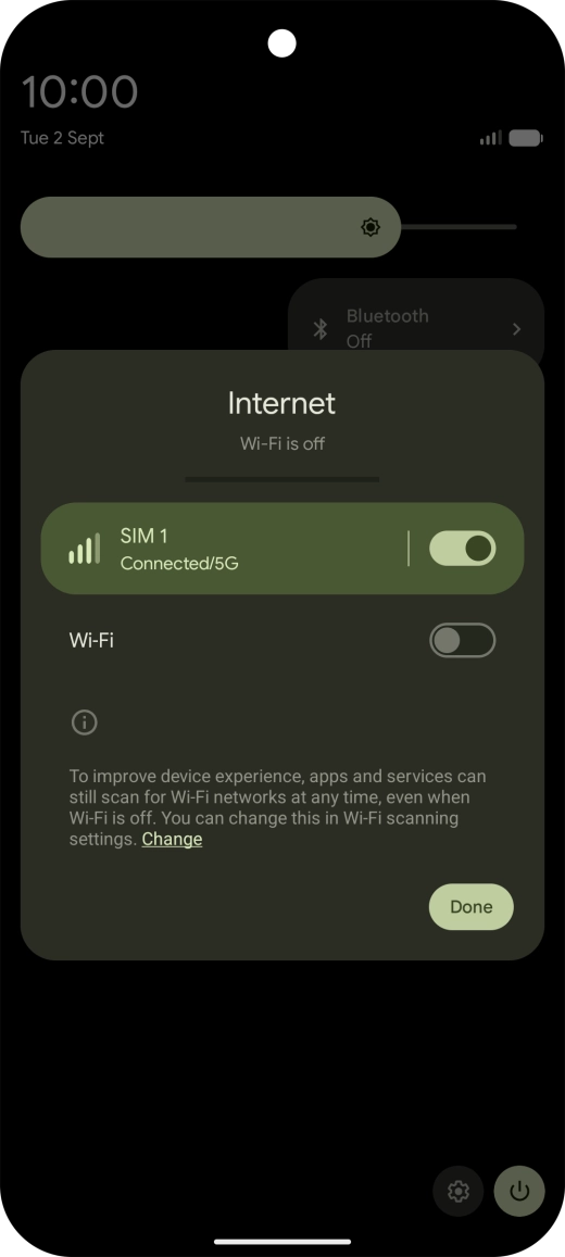 Press the indicator next to the mobile data icon to turn the function on or off.