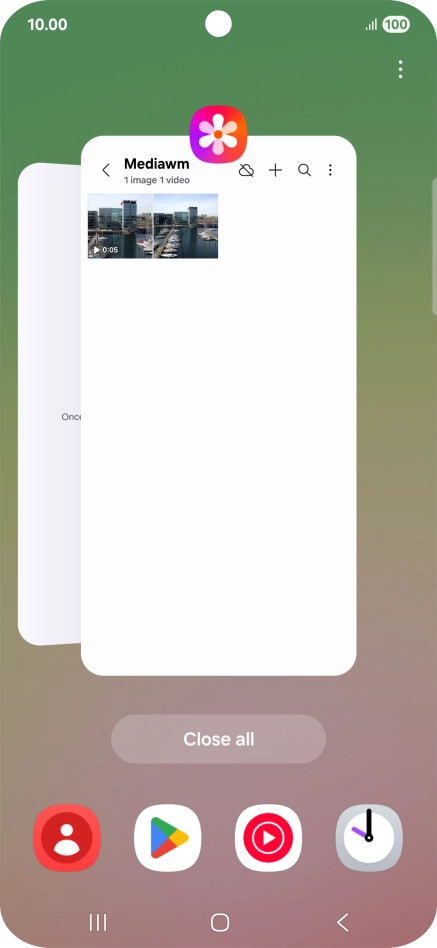 To end one running application, slide your finger upwards on the required application.