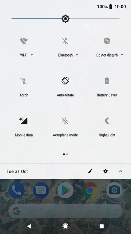 Press Mobile data to turn the function on or off.