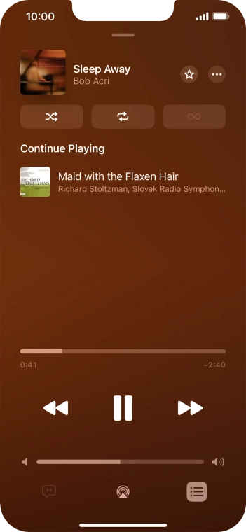 Press the shuffle icon to turn the function on or off.