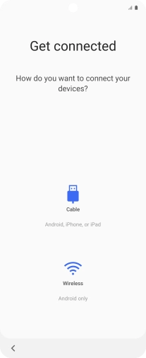 Press the required transfer method and follow the instructions on the screen to transfer content from another phone.