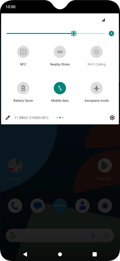 Press Mobile data to turn the function on or off.