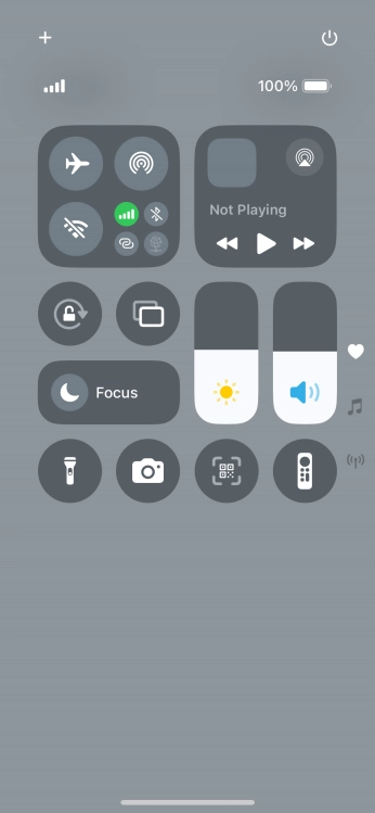 Press the flight mode icon to turn the function on or off.