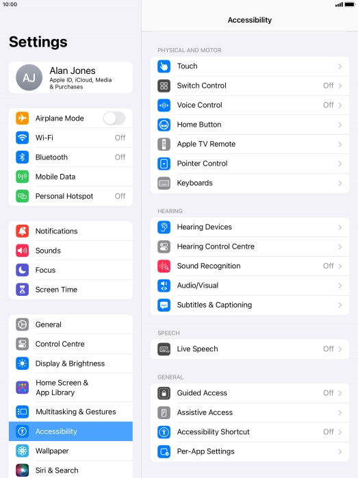 Press Live speech and follow the instructions on the screen to select the required settings.