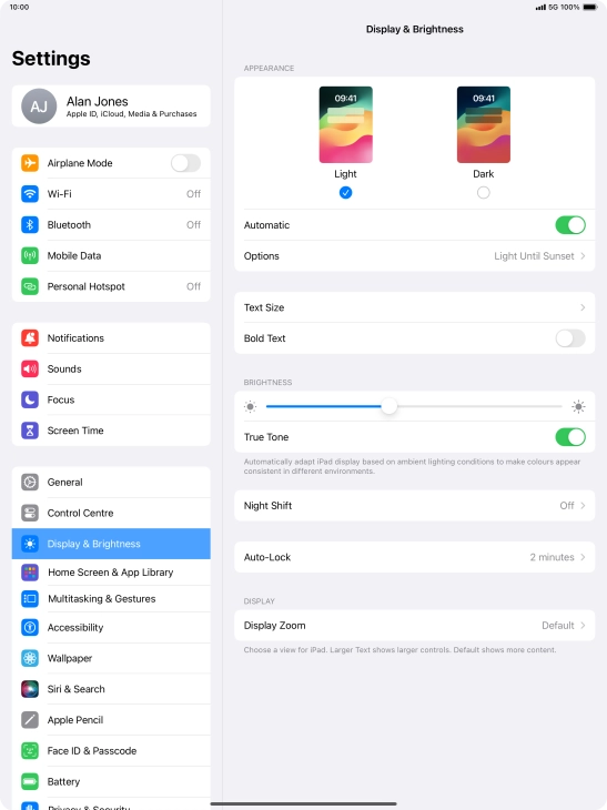 If you turn on the function, press Options and follow the instructions on the screen to select the required period of time for Dark Mode.