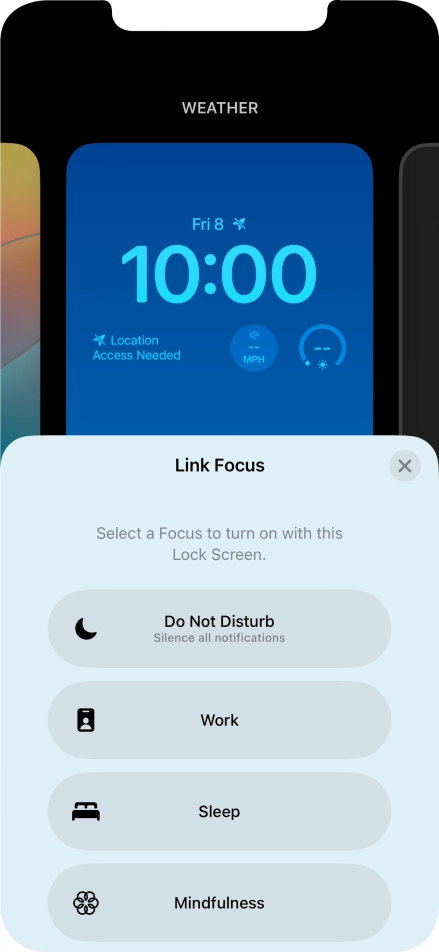 Press the required focus mode.