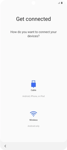 Press the required transfer method and follow the instructions on the screen to transfer content from another phone.