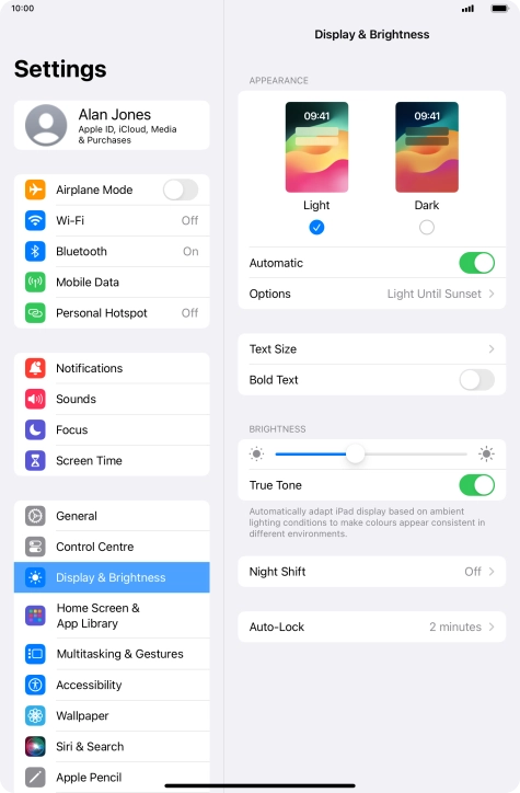 If you turn on the function, press Options and follow the instructions on the screen to select the required period of time for Dark Mode.