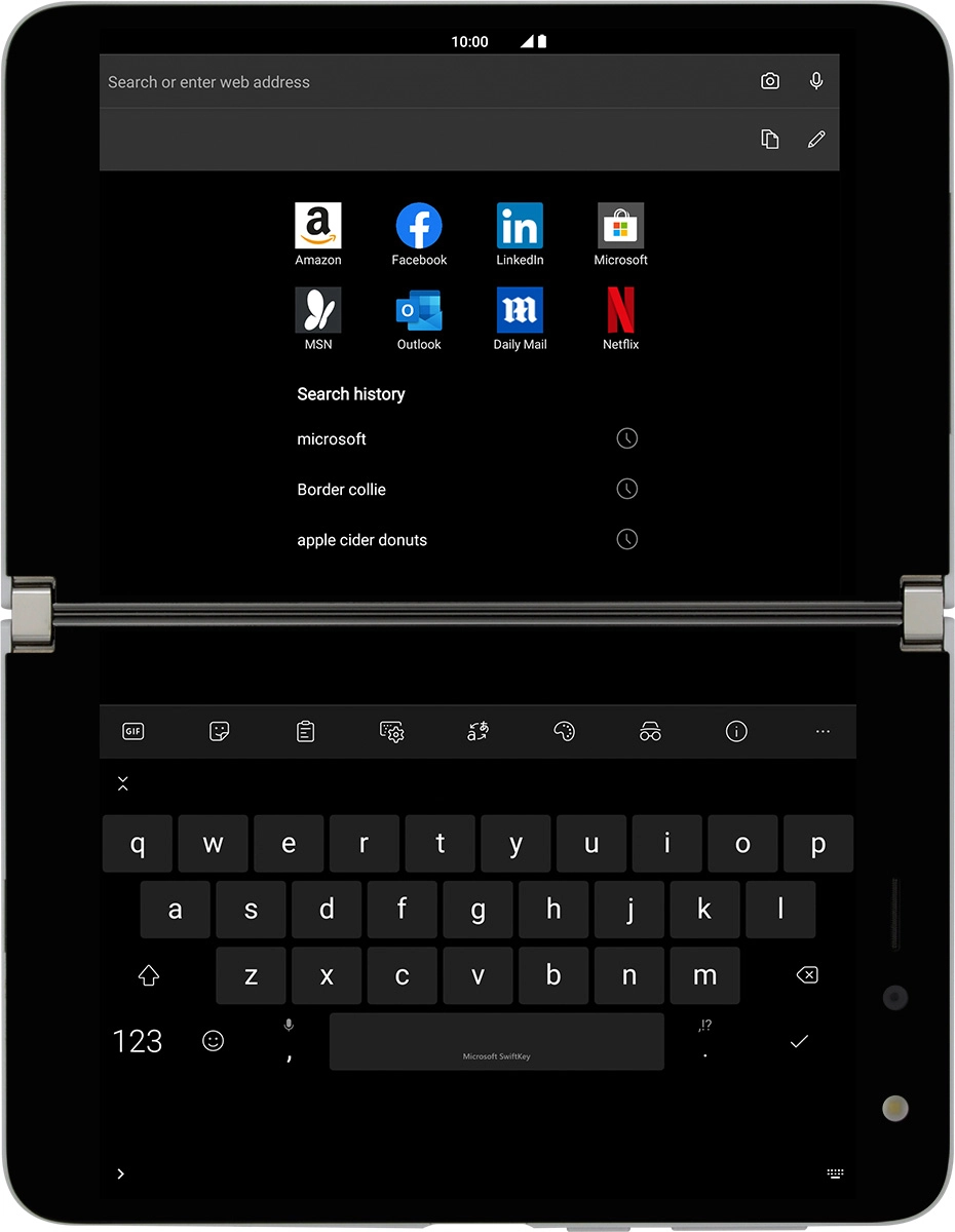Press the text input field to activate the keyboard on the bottom screen.