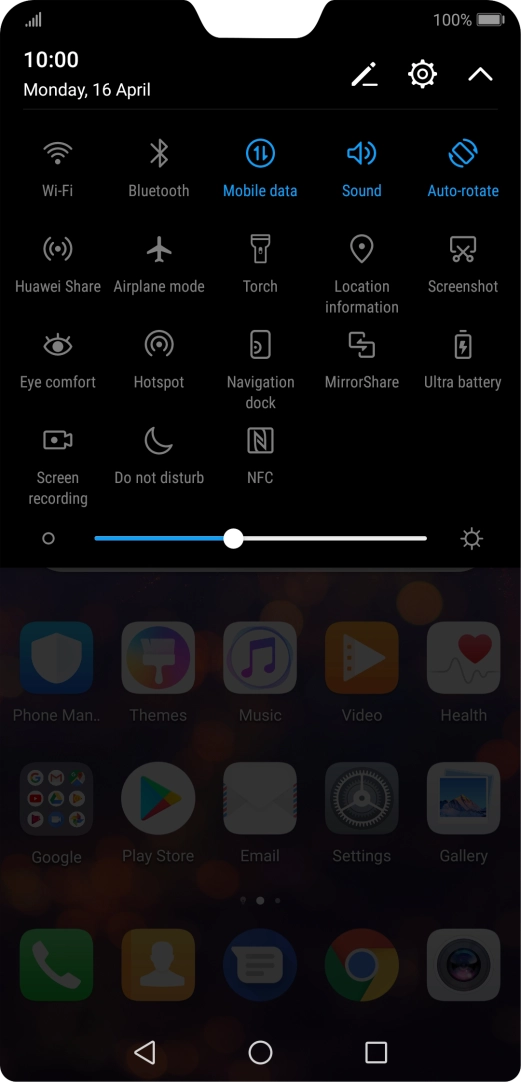Press Mobile data to turn the function on or off.