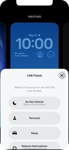 Press the required focus mode.